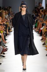 VITTORIA CERETTI at Max Mara Runway Show at MFW in Milan 09/20/2018