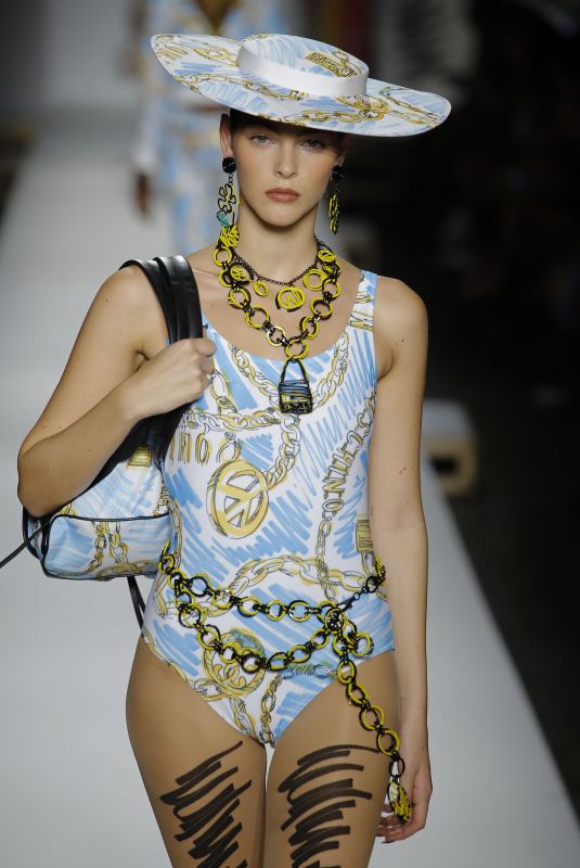 VITTORIA CERETTI at Moschino Runway Show at Milan Fashion Week 09/20/2018