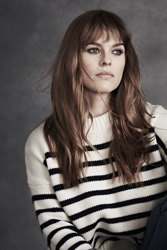 ALICE EVE for LA Ligne Campaign 2018