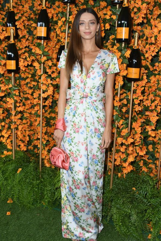 ANGELA SARAFYAN at 2018 Veuve Clicquot Polo Classic in Los Angeles 10/06/2018