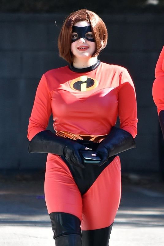 ARIEL WINTER Heading to a Halloween Party in Los Angeles 10/27/2018