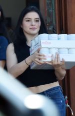 ARIEL WINTER Shopping for Pet Supplies in Hollywood 10/24/2018