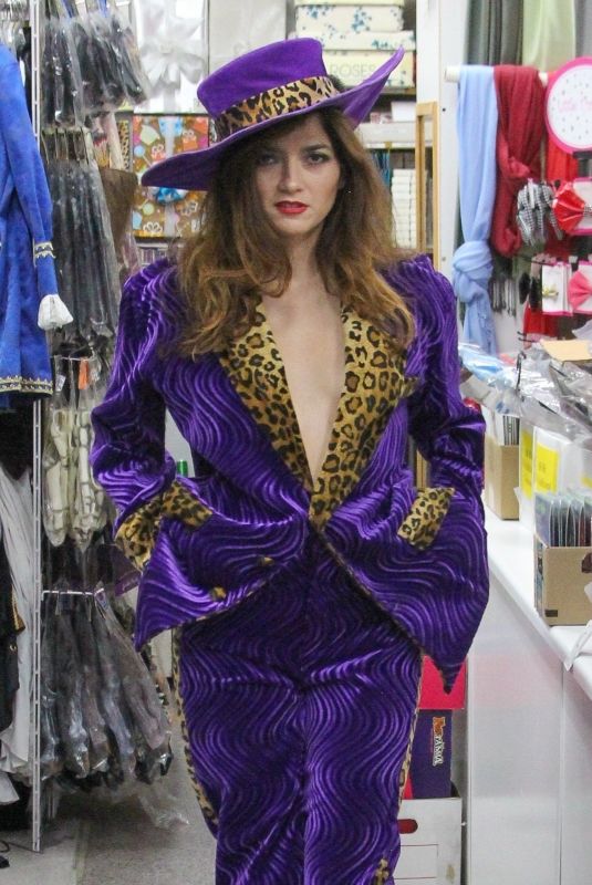 BLANCA BLANCO Searches for Halloween Costume in Los Angeles 01/25/2018