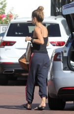 BROOKE BURKE Shopping at Malibu Country Mart 10/08/2018