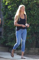 CAROLINE CAMPBELL Out and About in Los Angeles 25.10.2018 (x6) | hqcelebcorner