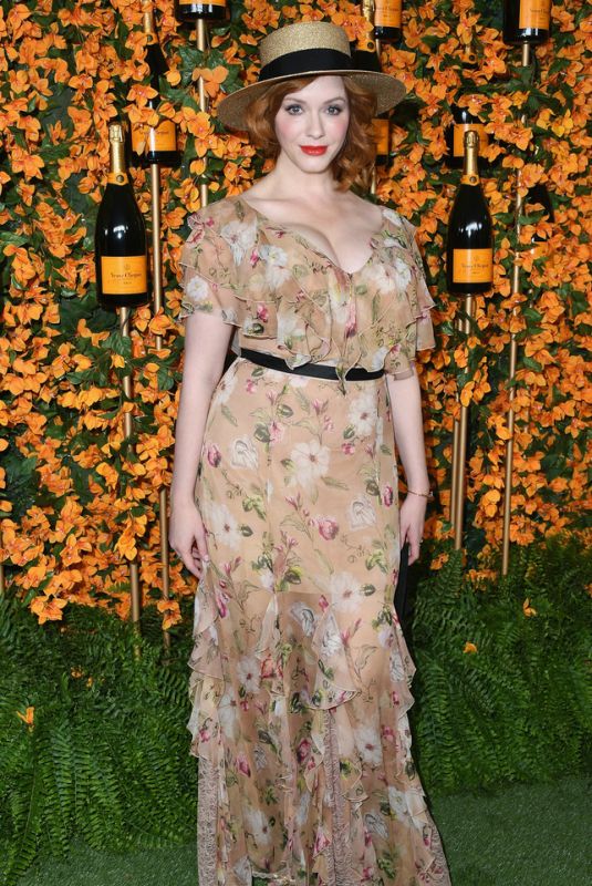 CHRISTINA HENDRICKS at 2018 Veuve Clicquot Polo Classic in Los Angeles 10/06/2018