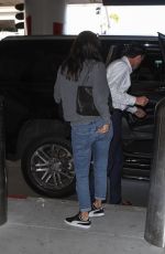 COURTENEY COX at Los Angeles International Airport 10/15/2018