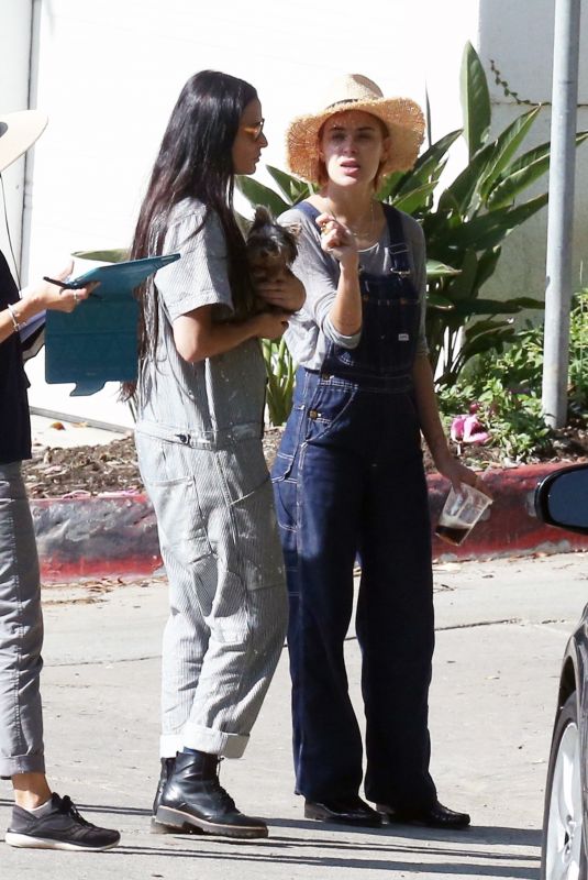 DEMI MOORE and TALLULAH WILLIS Out in Los Angeles 10/24/2018