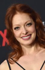 ELIZABETH CARLISLE at The Haunting of Hill House Premiere in Los Angeles 10/08/2018