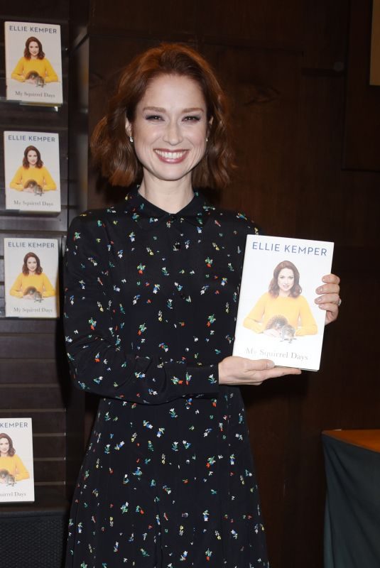 ELLIE KEMPER at My Squirrel Days Booksiging at Barnes and Noble at The Grove 10/10/2018