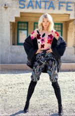ELSA HOSK in Elle Magazine, Italy November 2018