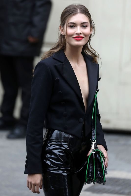 GRACE ELIZABETH Arrives at Chanel Show at Paris Fashion Week 10/02/2018