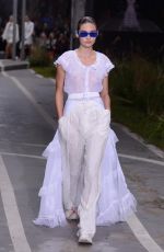 GRACE ELIZABETH at Off White Eunway Show at Paris Fashion Week 09/27/2018