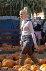 GWEN STEFANI at a Pumpkin Patch in Los Angeles 10/07/2018