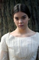 HAILEE STEINFELD on the Set of Dickinson in Brooklyn 09/30/2018