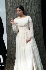 HAILEE STEINFELD on the Set of Dickinson in Brooklyn 09/30/2018