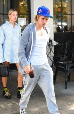 HAILEY BALDWIN and Justin Bieber Out for Breakfast in Los Angeles 10/04/2018