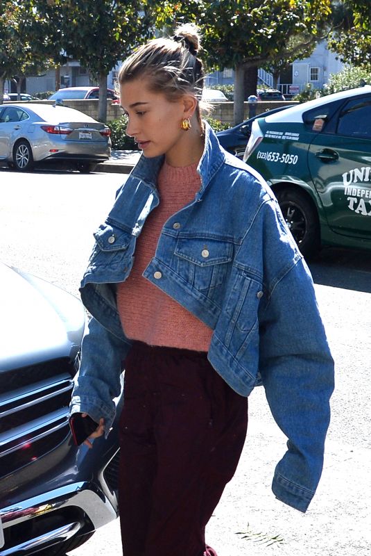 HAILEY BALDWIN Out and About in Los Angeles 10/15/2018