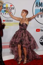 HALSEY at American Music Awards in Los Angeles 10/09/2018