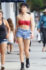 HALSEY Out for a Coffee in Studio City 10/12/2018