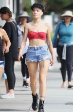 HALSEY Out for a Coffee in Studio City 10/12/2018