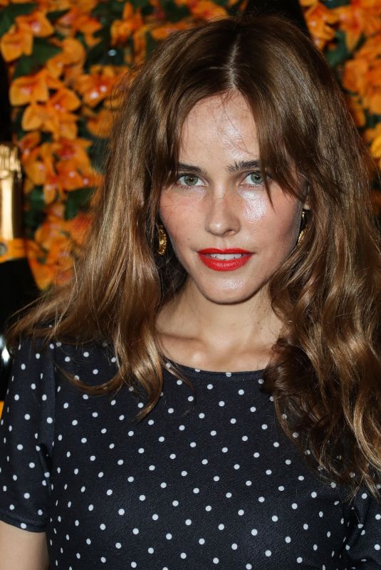 ISABEL LUCAS at 2018 Veuve Clicquot Polo Classic in Los Angeles 10/06/2018