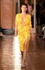 ISABELI FONTANA at Altuzarra Runway Show at Paris Fashion Week 09/29/2018