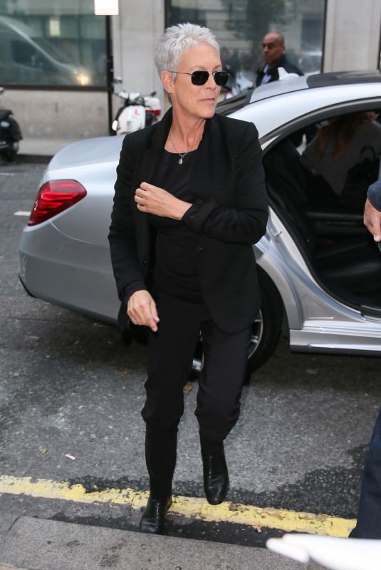 JAMIE LEE CURTIS Arrives at BBC Radio in London 10/05/2018