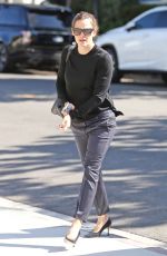 JENNIFER GARNER Arrives at a Church in Brentwood 09/30/2018