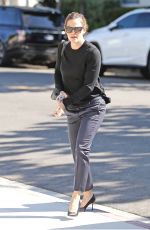 JENNIFER GARNER Arrives at a Church in Brentwood 09/30/2018