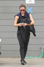 JENNIFER GARNER Leaves a Gym in Los Angeles 10/23/2018