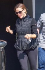 JENNIFER GARNER Out and About in Los Angeles 10/22/2018
