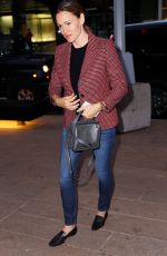 JENNIFER GARNER Out and About in New York 10/24/2018