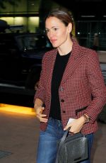 JENNIFER GARNER Out and About in New York 10/24/2018