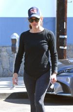 JENNIFER GARNER Out for Coffee in Brentwood 10/27/2018