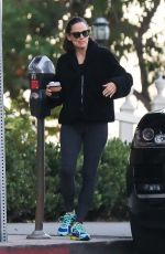 JENNIFER GARNER Out for Coffee in Brentwood 10/27/2018