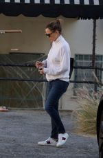 JENNIFER GARNER Out in Brentwood 10/26/2018