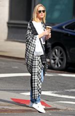 JENNIFER LAWRENCE Out for a Coffee in New York 10/05/2018