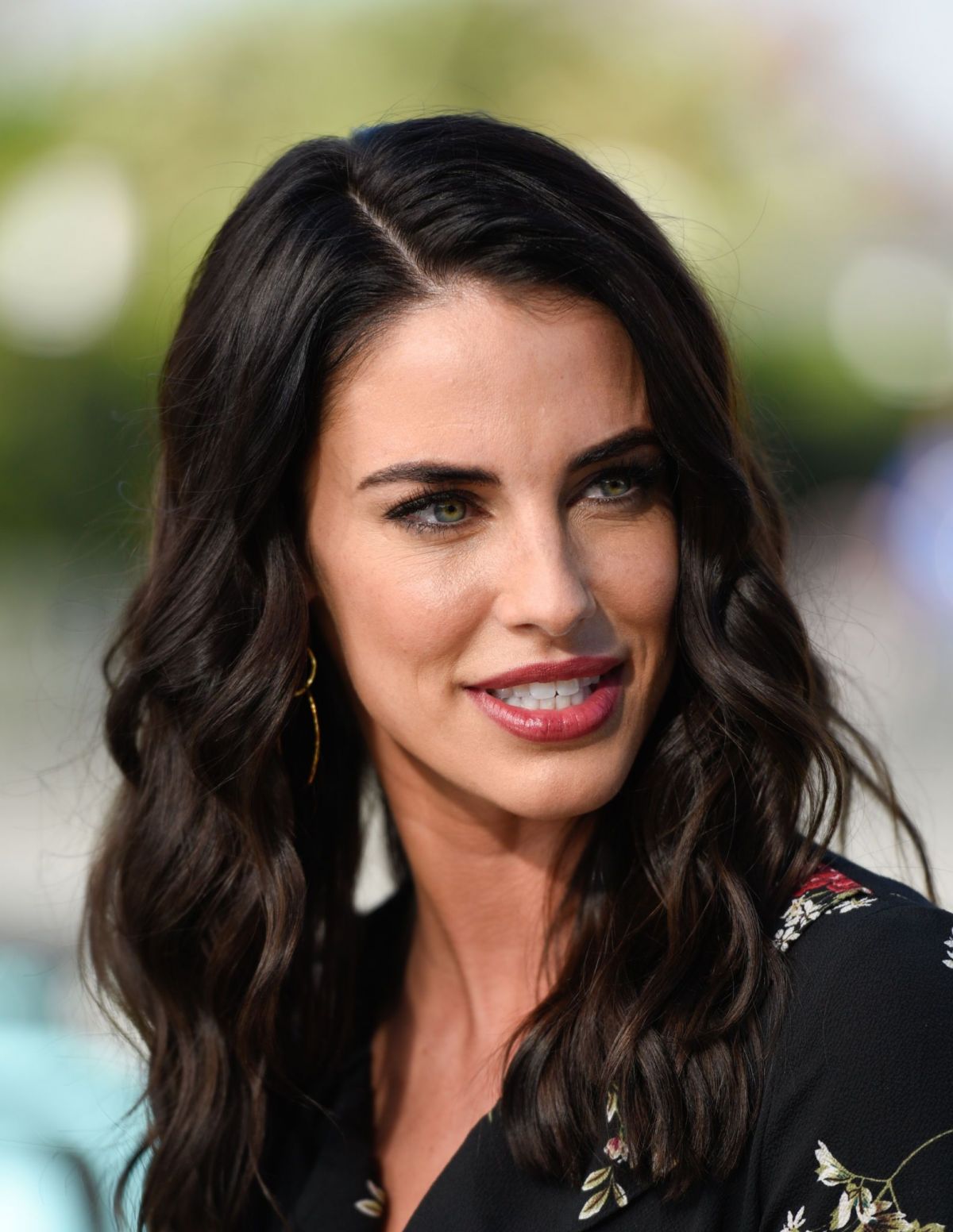 30 Jessica Lowndes Pictures Richi Gallery Checkout canadian actress jessica lowndes height, age, weight, boyfriend, husband, family, parents, body measurements, net worth, hair color, some jessica lowndes is a canadian actress, singer, and songwriter, and she was born in vancouver, canada on november 8, 1988. 30 jessica lowndes pictures richi