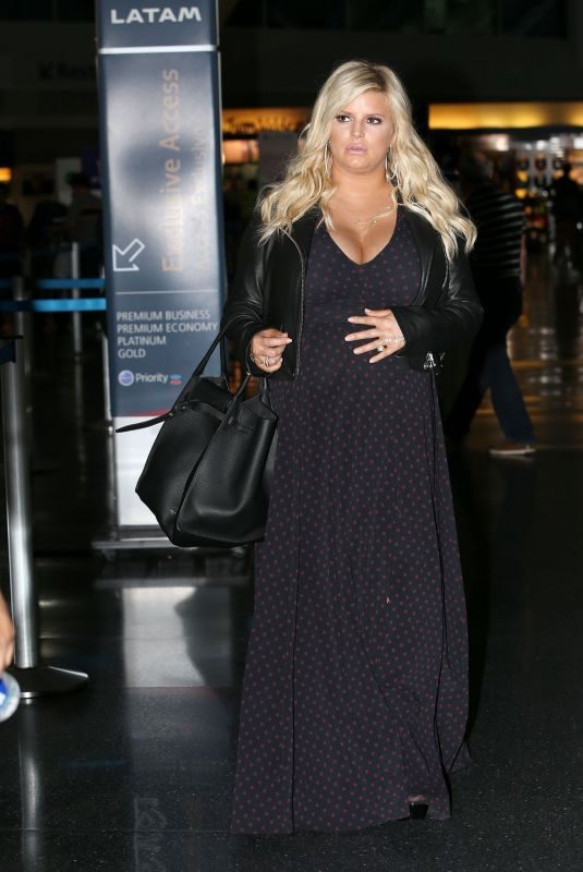 JESSICA SIMPSON at JFK Airport in New York 10/11/2018