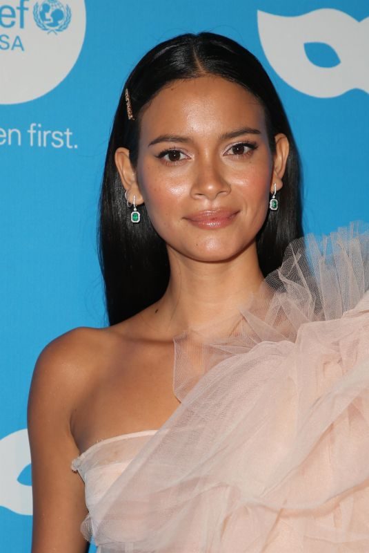 JUANA BURGA at Unicef Masquerade Ball in Los Angeles 10/25/2018