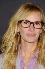JULIA ROBERTS at Instyle Awards 2018 in Los Angeles 10/22/2018