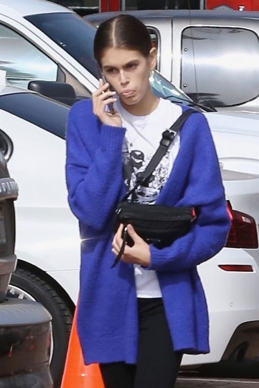 KAIA GERBER at Malibu Country Mart in Malibu 10/29/2018