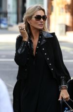 KATE and LILA MOSS Out and About in London 10/11/2018