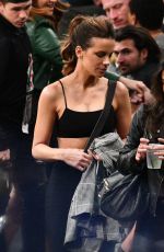 KATE BECKINSALE at LA Lakers vs Houston Rockets Game in Los Angeles 10/21/2018