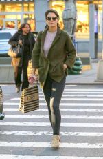 KATIE HOLMES Shopping at DSW in New York 10/12/2018