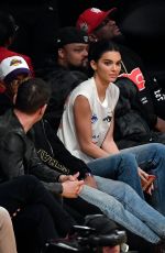 KENDALL JENNER at LA Lakers vs Houston Rockets Game in Los Angeles 10/21/2018