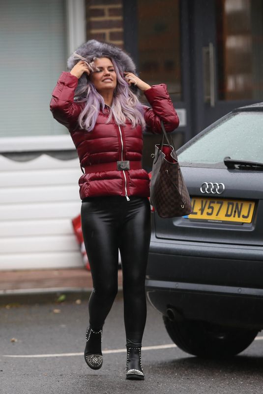 KERRY KATONA Leaves Vitality Health Centre in Crowborough 10/06/2018