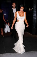 KIM KARDASHIAN Leaves Tiffany Blue Book Collection in New York 10/09/2018