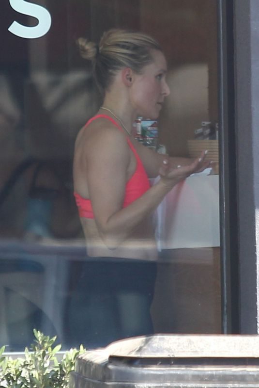 KRISTEN BELL at a Gym in Los Angeles 10/10/2018